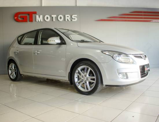 HYUNDAI I30 2.0 MPI 16V GASOLINA 4P MANUAL HYUNDAI I30 2.0 MPI 16V GASOLINA 4P MANUAL